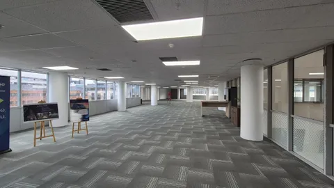 WhatsApp Image 2025-11-19 at 10.10.49 (2).